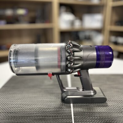 Aspirateur balai Dyson V11