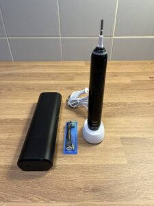 Brosse à Dents Orale-B Pro 3 3500 Noir