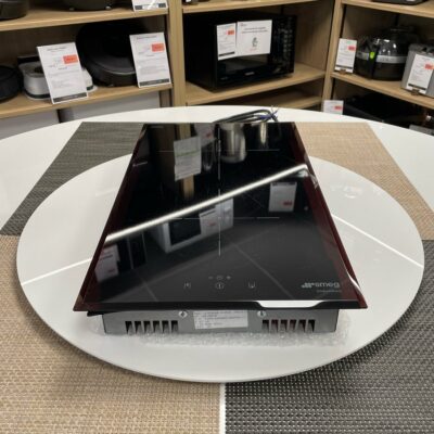Plaque induction 2 Feux-SMEG-SI5322B